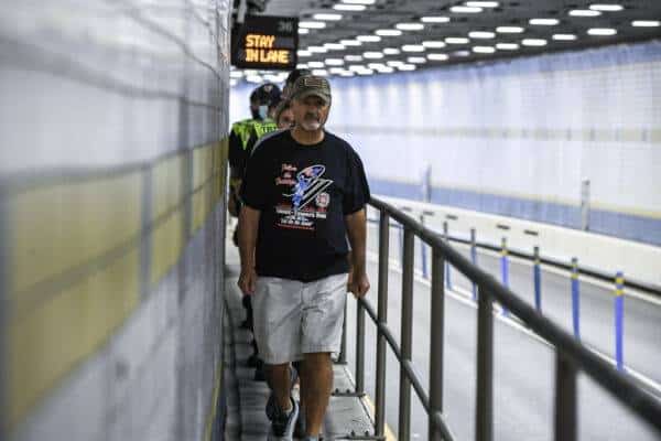 צועד כדי לזכור: 800 ק״מ בהליכה - מוושינגטון לניו-יורק - לזכר הרוגי הפיגוע ב-11 בספטמבר