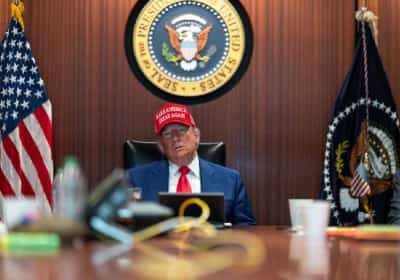 טראמפ מגבש "מכה אחרונה" ומאיים על איראן: "תהיו רציניים לפני שיהיה מאוחר מדי"