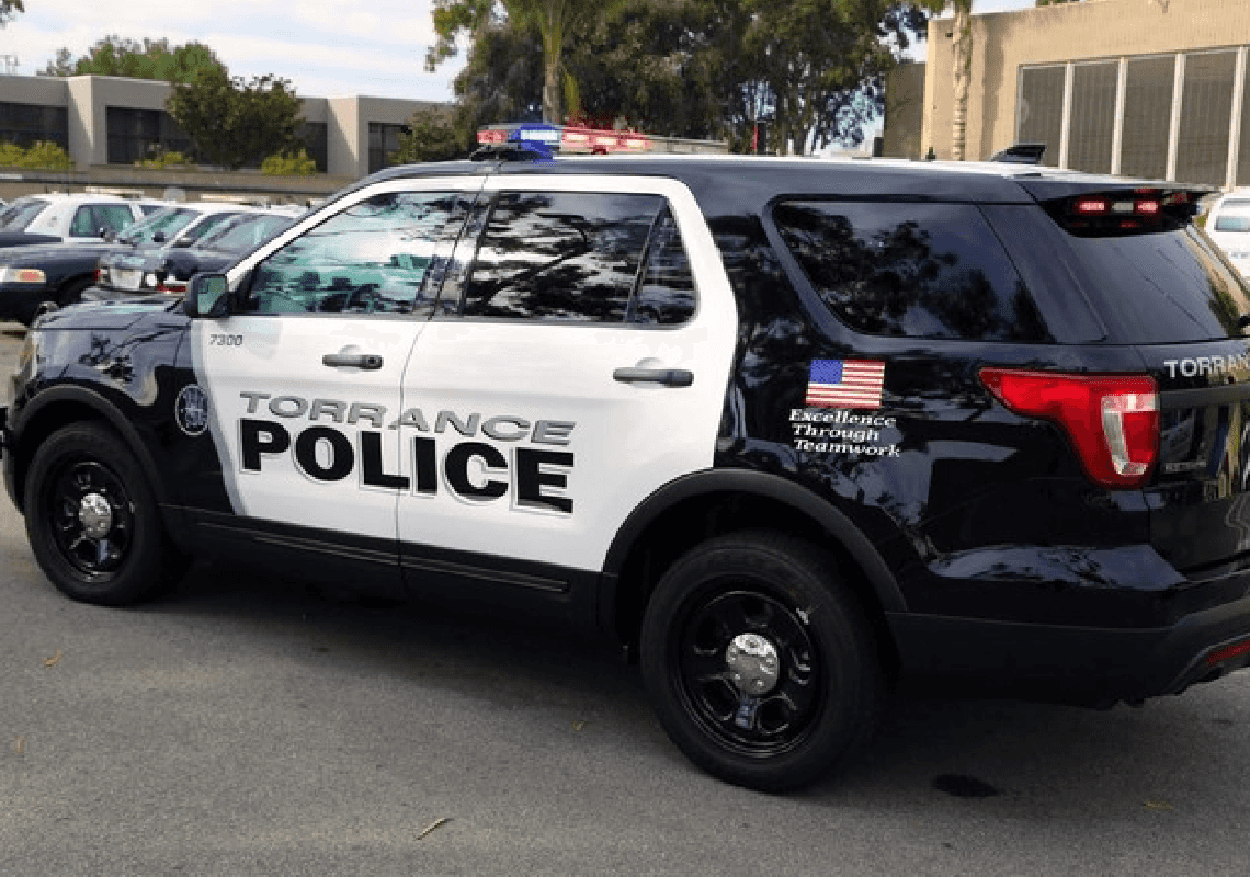 שוטרים בלוס אנג'לס החרימו רכב – וריססו עליו צלב קרס