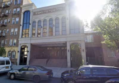 לא להתעסק עם היהודים: עבריין סדרתי ניסה לברוח עם שלל מבית כנסת בברוקלין - אבל המתפללים רדפו אחריו