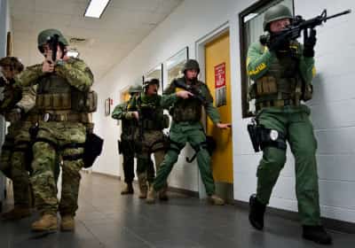 קליפורניה במקום השני: דו"ח ה־FBI חושף היקף מדאיג של ירי פעיל בארה"ב