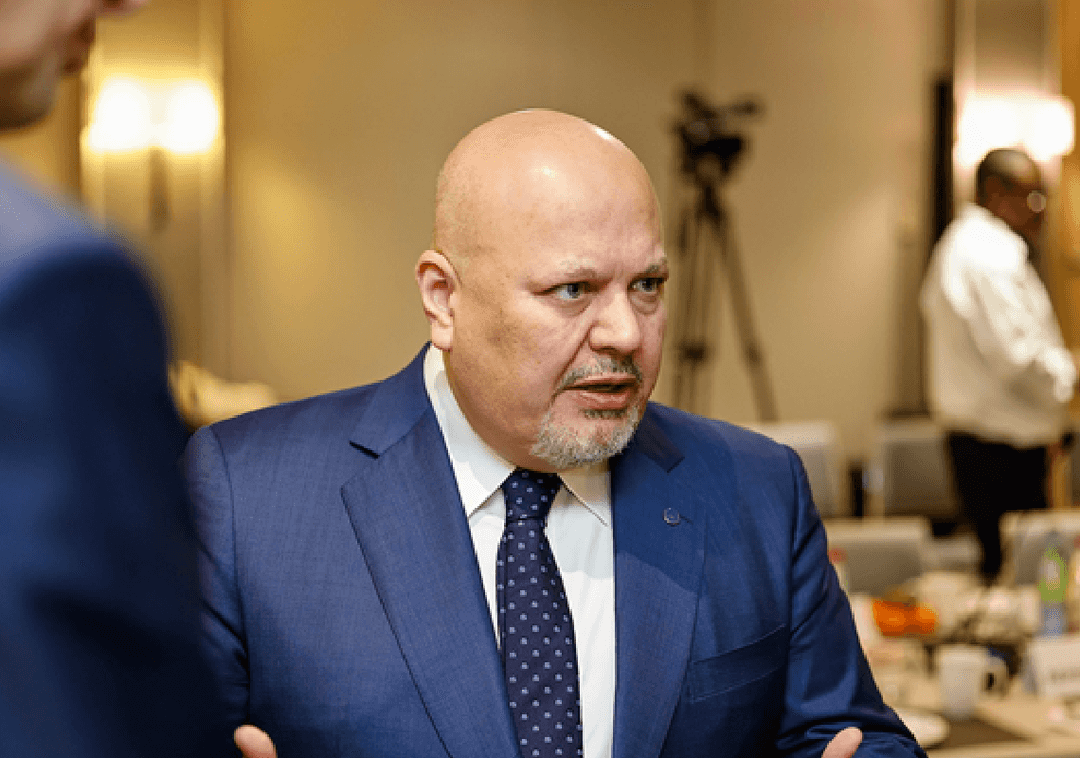 סערה בהאג: התובע שמבקש לעצור את נתניהו עוזב זמנית בשל האשמות חמורות נגדו