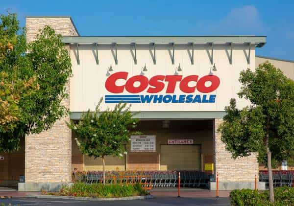 "יהודים רואים רק שחור ולבן, אין אפור": תביעה הוגשה נגד קוסטקו בעקבות אמירות אנטישמיות של קופאית