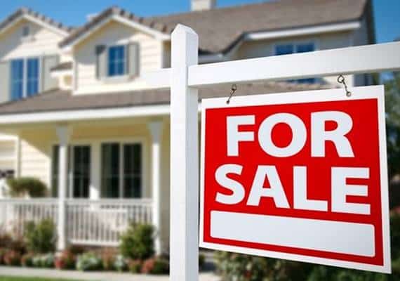 למעלה משליש מאזורי הנדל"ן העירוניים המרכזיים בארצות הברית מוערכים מעל שוויים המקורי