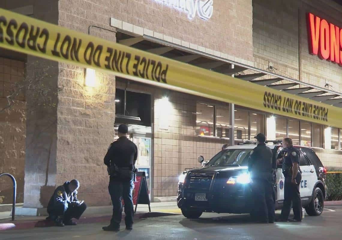 בעקבות ויכוח על עטיית מסכה: גבר נדקר בסופרמרקט בדרום קליפורניה