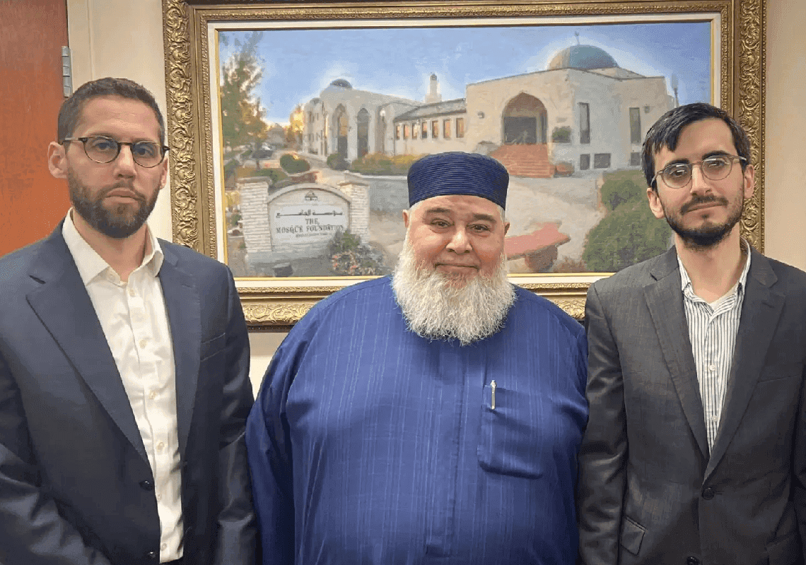 רבנים הגיעו להלוויתו של הפלסטיני בן ה-6 – שנרצח בשיקגו בפשע שנאה 