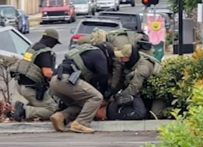 פשיטה עם שחר: סוכנים פדרליים עצרו שלושה גברים בסניף הום דיפו בסן פרננדו ואלי