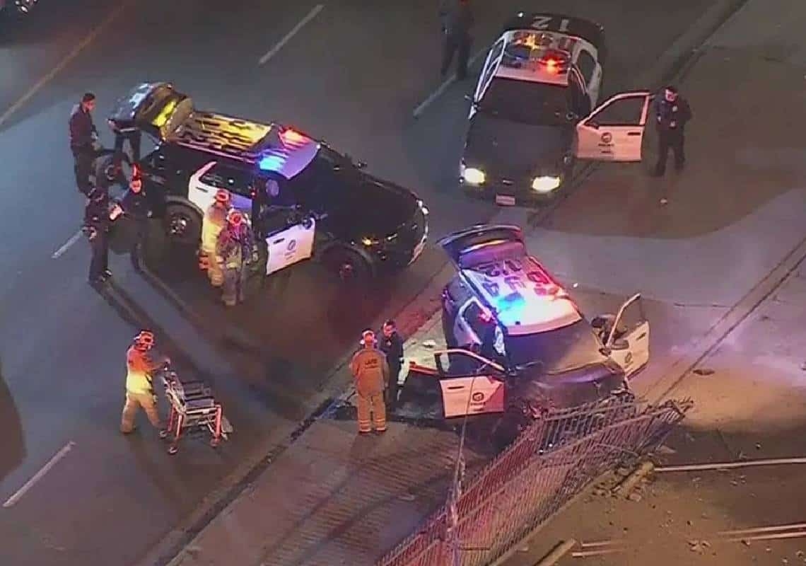 לוס אנג'לס: שני שוטרים נפצעו במהלך מרדף אחר חשודים בשוד של חנות קנאביס