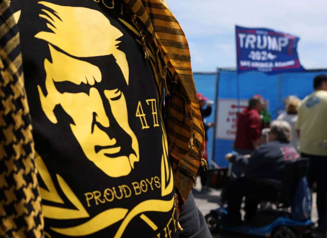 הפראוד בויז חוזרים: ארגון הימין הקיצוני מתגייס למען טראמפ
