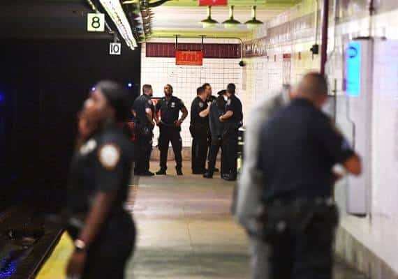 ניו יורק: אקדח ברכבת הביא למהומה בברוקלין