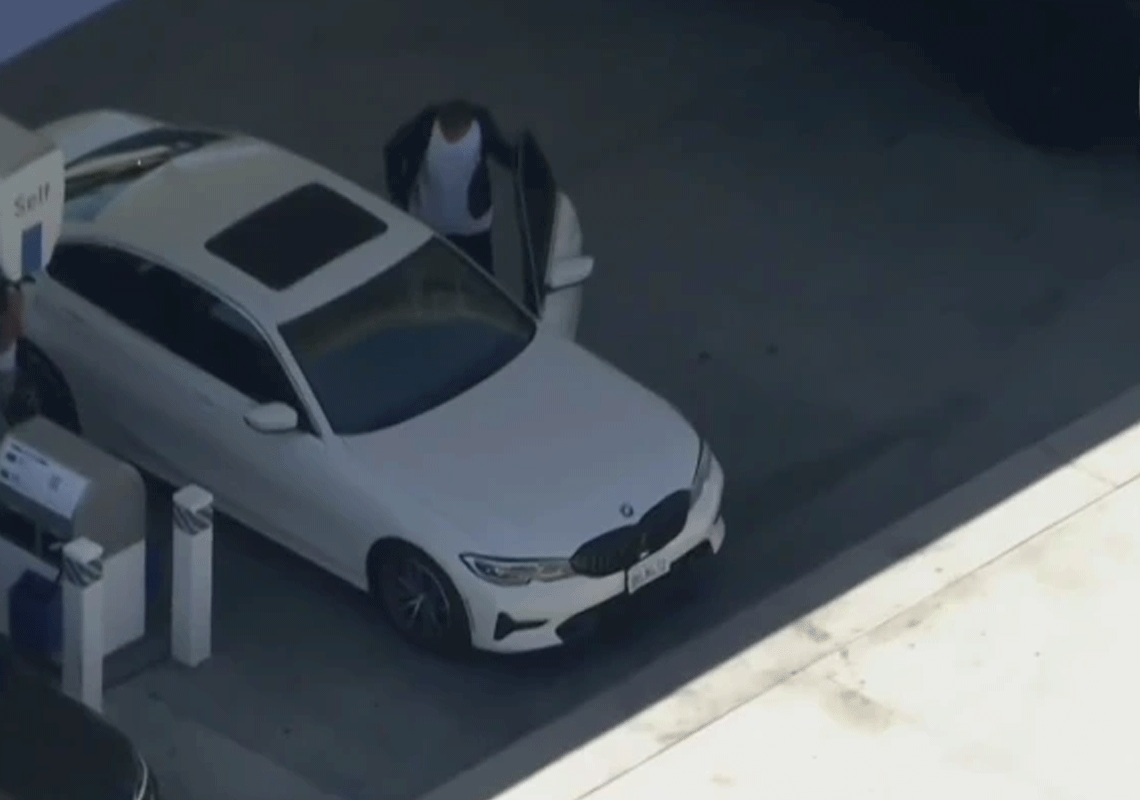 יום מרדפים בסגנון GTA ברחובות לוס אנג'לס: 4 מכוניות נגנבו בזמן שהבעלים תדלקו 