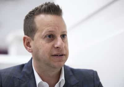 עונש מאסר כבד לתושב פלורידה שאסף כלי נשק ותכנן לרצוח חבר קונגרס יהודי 