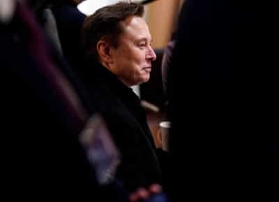 מאסק נסוג: המיליארדר מוותר על חלום המפלגה השלישית 