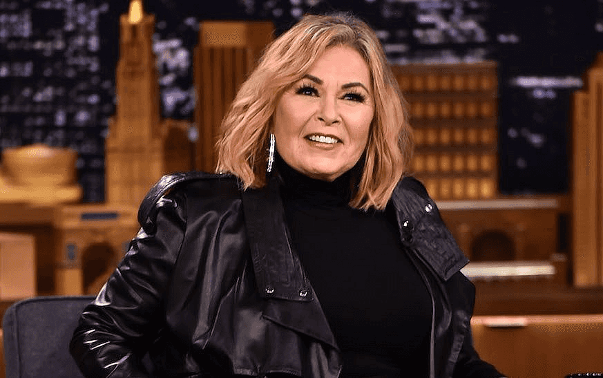 רוזאן בר שרה 'הבה נגילה' ברחובות ניו יורק