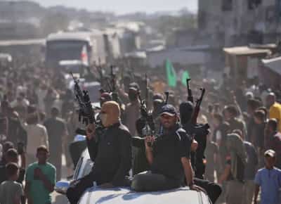 קושנר וויטקוף מציגים: תוכנית אמריקאית חדשה לפרוק את חמאס מנשקו ולהציל את הסכם השלום