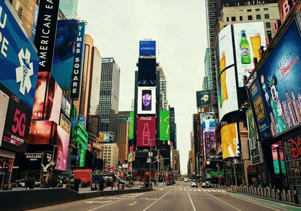 ניו יורק נערכת לקראת הקלה בהנחיות: חלק מהעסקים יפתחו כבר ביום שישי