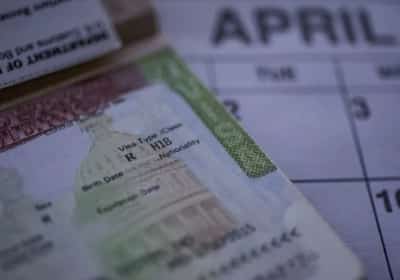 ויזות העבודה בארה"ב בדרך לשינוי: עדיפות לשכר גבוה ולתארים מתקדמים