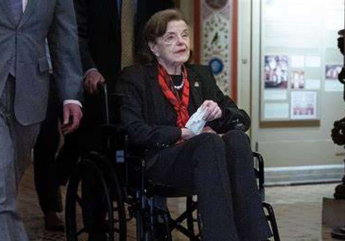 ‏עצוב: פיינשטיין לא זוכרת שנעדרה מהסנאט במשך 10 שבועות‏