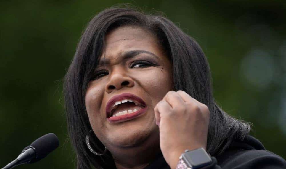 דמוקרטים נגד ביידן: "אסור היה לו לתקוף בתימן"