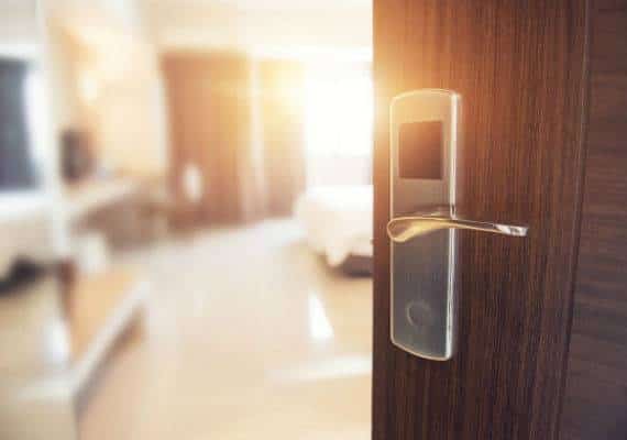 חופשה לא נעימה: למרות הירידה בכמות הפשיעה בניו יורק - נתוני הפשיעה במלונות רק עולים