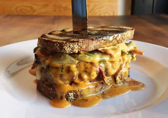 לוס אנג'לס: חובבי הפואה-גרה ישמחו לזלול אותו בשלל צורות וטעמים במסעדת Animal