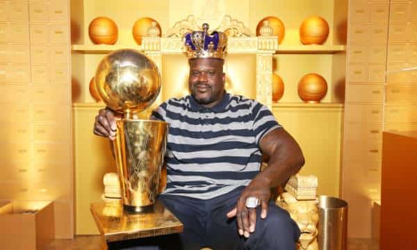 שאקיל אוניל קנה בוולמארט ריהוט לביתו בסך של 70,000 דולר, לאחר שזוגתו בגדה בו