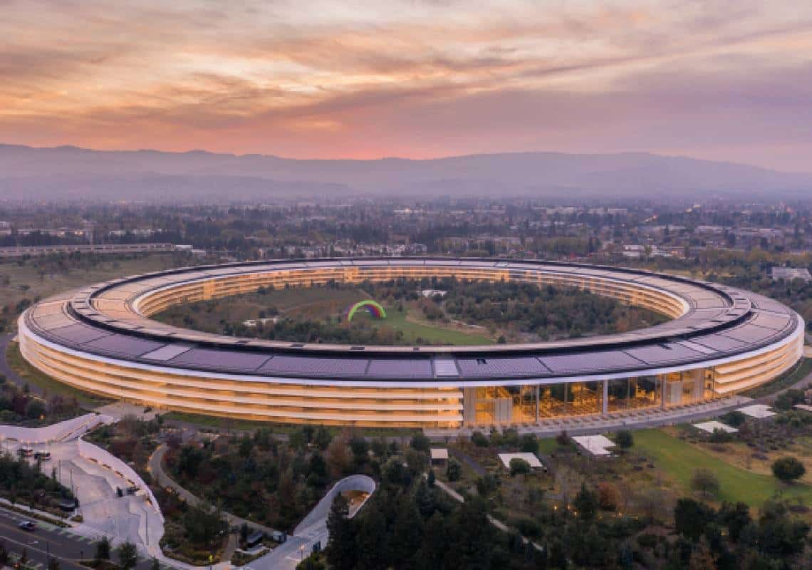 סוף לעבודה מהבית? אפל הודיעה על חזרה הדרגתית למשרדים בארה"ב