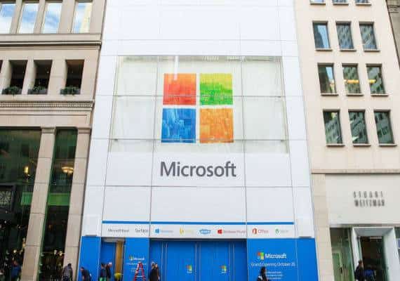 חדשות טובות למייקרוסופט, אכזבה לאמזון