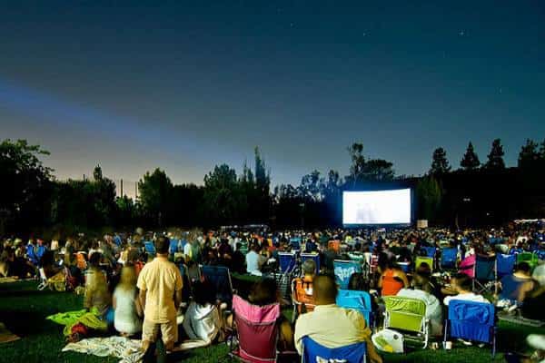 הכל למען סלינה: וגם למענכם, עם אירועי See.Eat.Hear בלוס אנג'לס 