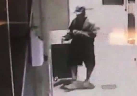 תקיפת חסרי הבית בלוס אנג'לס: 2 נפטרו מפציעהם, פורסם תיעוד החשוד המרכזי