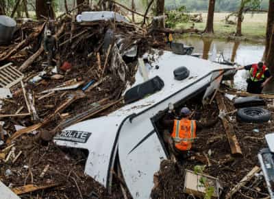 השטפון הקטלני בטקסס: כבר יותר מ-100 הרוגים ועדיין אין תכנית להתקין מערכת אזהרה