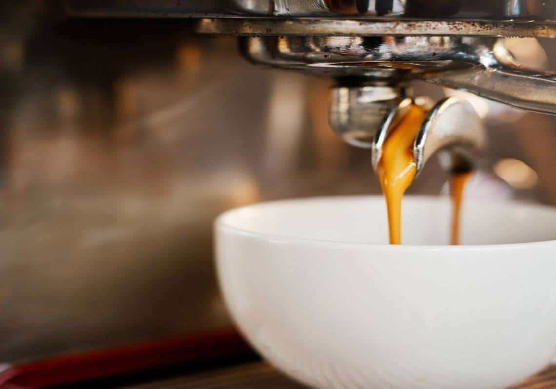 "אינפלציית הקפה בדרך": אוהבים קפה טוב? תתרגלו לשלם יותר - "חוזים עתידיים על ערביקה שוברים שיאים"