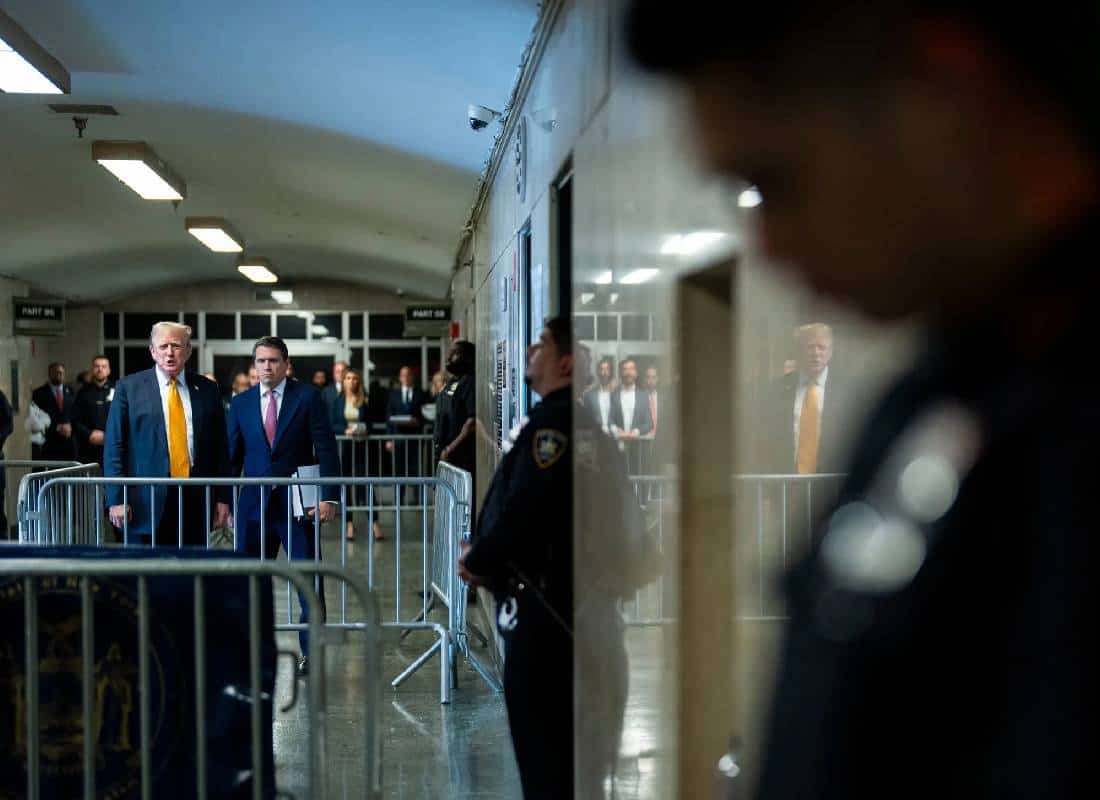 המאבק המשפטי והפוליטי של טראמפ: בין הבית הלבן לכלא