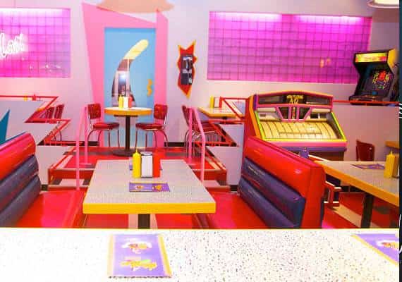 דיינר "הצלצול הגואל" יפתח בקרוב בלוס אנג'לס