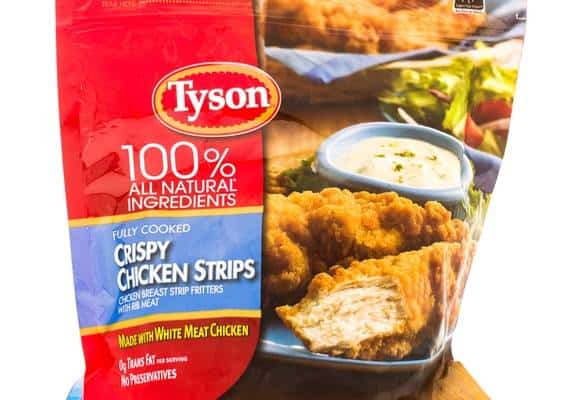 בגלל דיווחים על פציעות בפה: טייסון פודס מרחיבה את הריקול של רצועות העוף