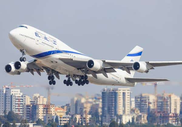 תקרית חריגה בטיסת אל על לניו יורק: ניסיון קפיצה של נוסע מדלת החירום