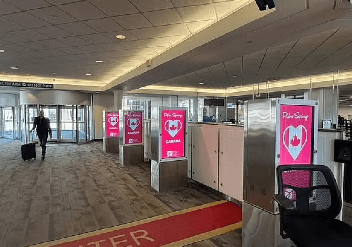 עיר נופש בקליפורניה מתחננת בפני התיירים הקנדים שלא לנטוש אותה: "למרות מה שהממשל עושה"