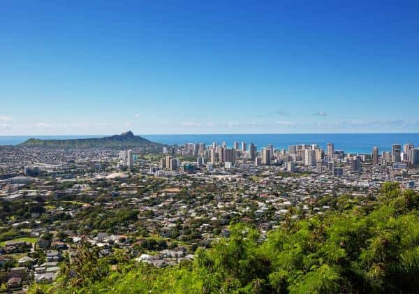 כבר לא גן עדן עלי אדמות? תושבי הוואי אורזים מזוודות ונוטשים את מדינת האיים