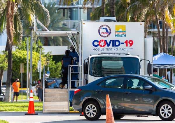 ארה"ב רושמת שיא של חודשיים בנדבקי הקורונה, תחלואת הנגיף מזנקת ב-29 מדינות