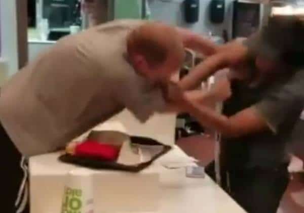 הקש ששבר את גב הגמל: חוק חדש הוביל לקטטה אלימה במקדונלדס