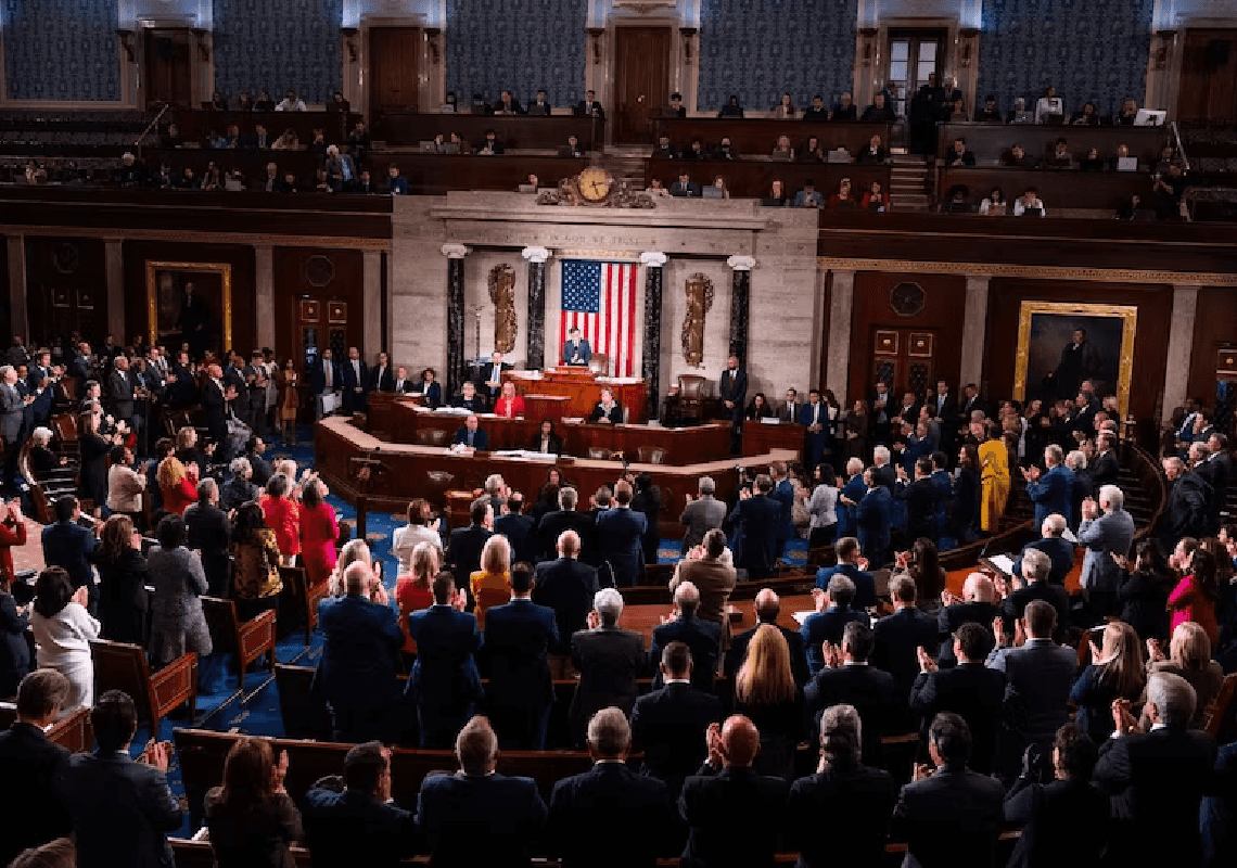 כתבי אישום נגד שני צעירים אירופאים – שעשו 'סוואטינג' לחברי קונגרס ונשיאים