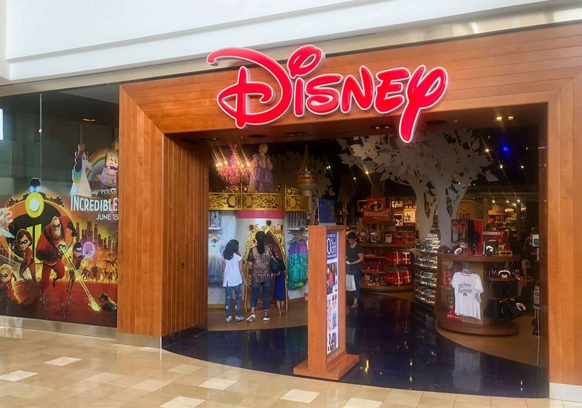 אכזבה לחובבי דיסני: עשרות חנויות ייסגרו לצמיתות