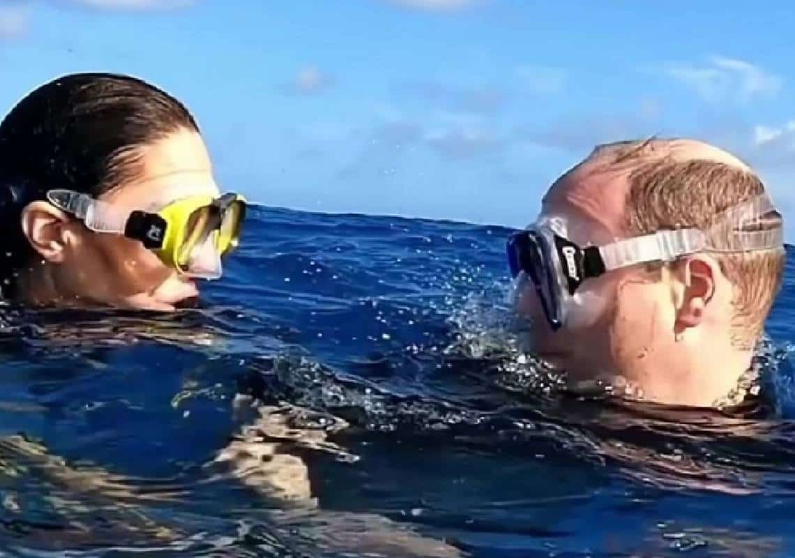 צוללים ונהנים: הנסיך וויליאם וקייט מידלטון בחליפות צלילה