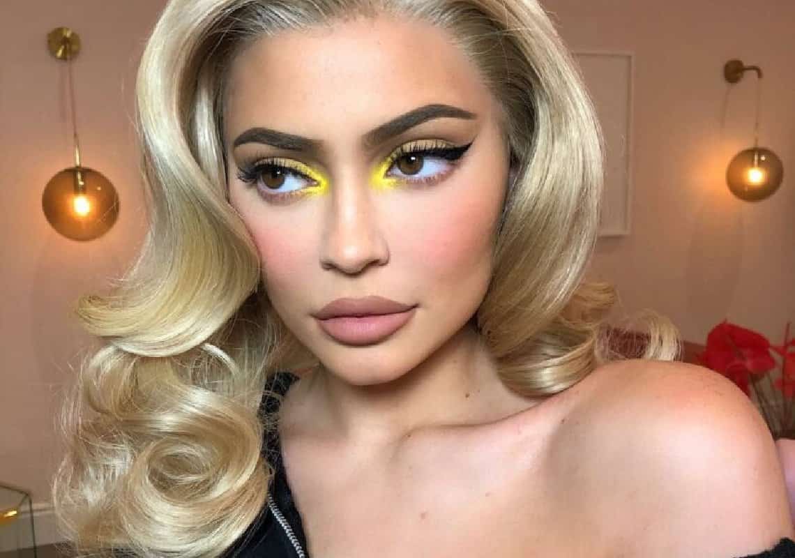 ״בכיתי ללא הפסקה במשך שבועות״: קיילי ג׳נר חושפת כי סבלה מדיכאון אחרי לידה