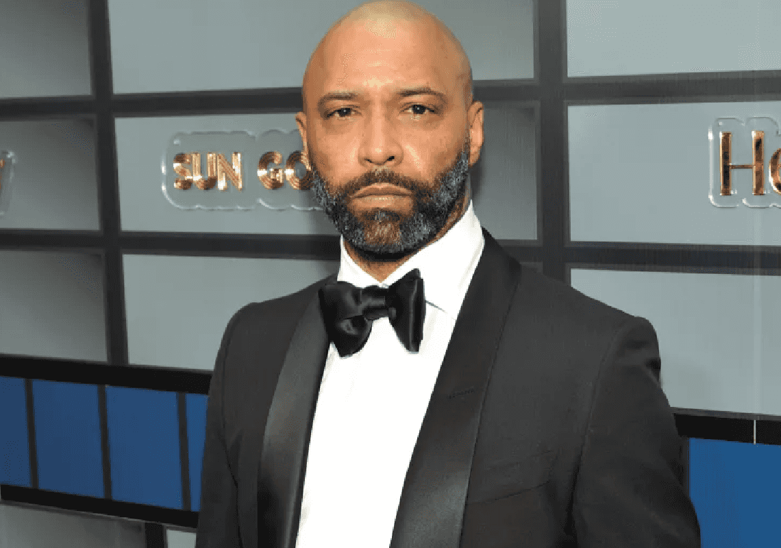 אישומים נגד הראפר ג'ו באדן אחרי שתועד בעירום מנסה להיכנס לבית השכן 