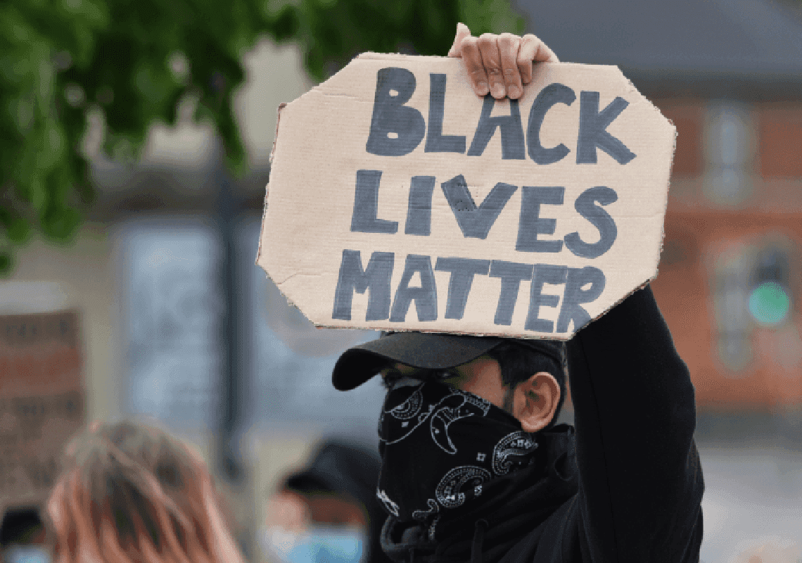 נחשף: תנועת BLM הוציאה כספים על מטוסים פרטיים ולובינג להדחתו של טראמפ