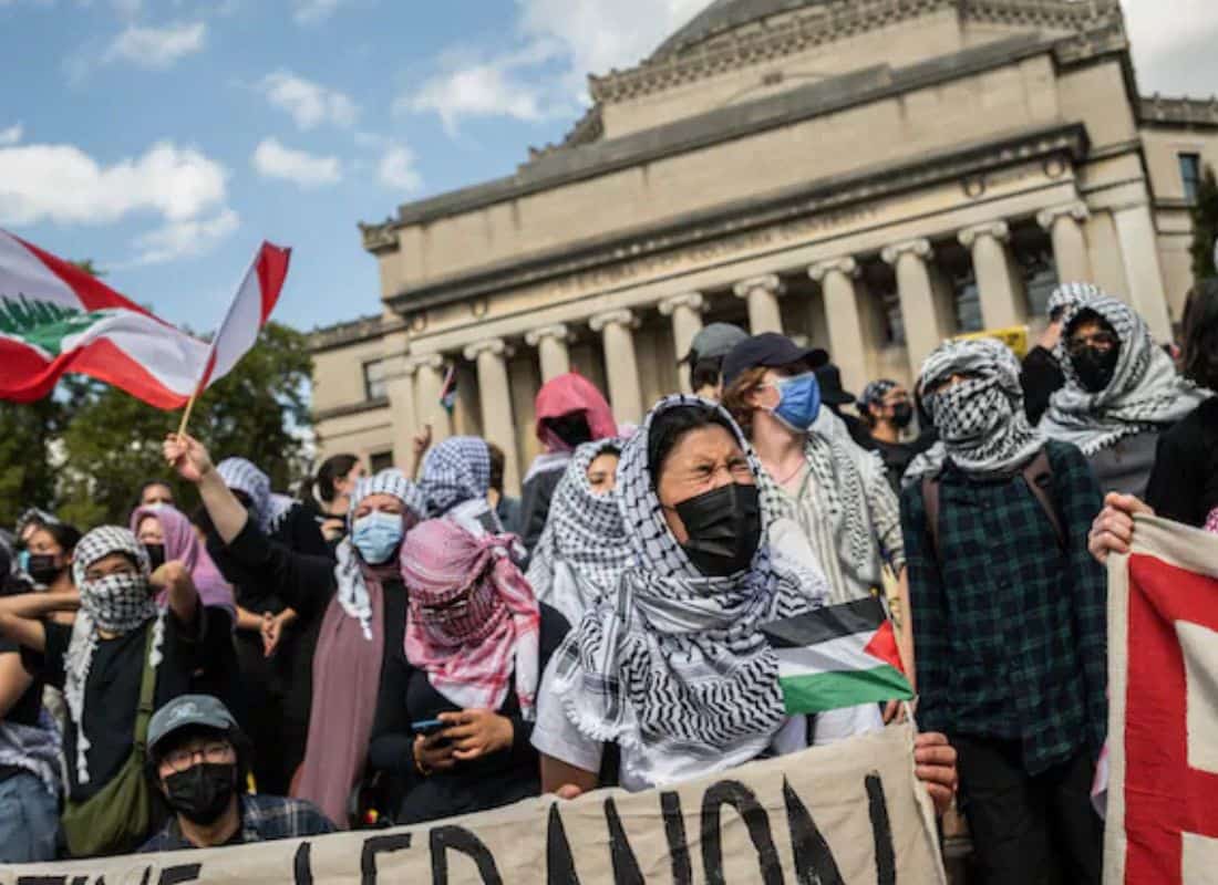 אדום בקמפוס: גל תמיכה מסוכן בטרור באוניברסיטאות ארה"ב