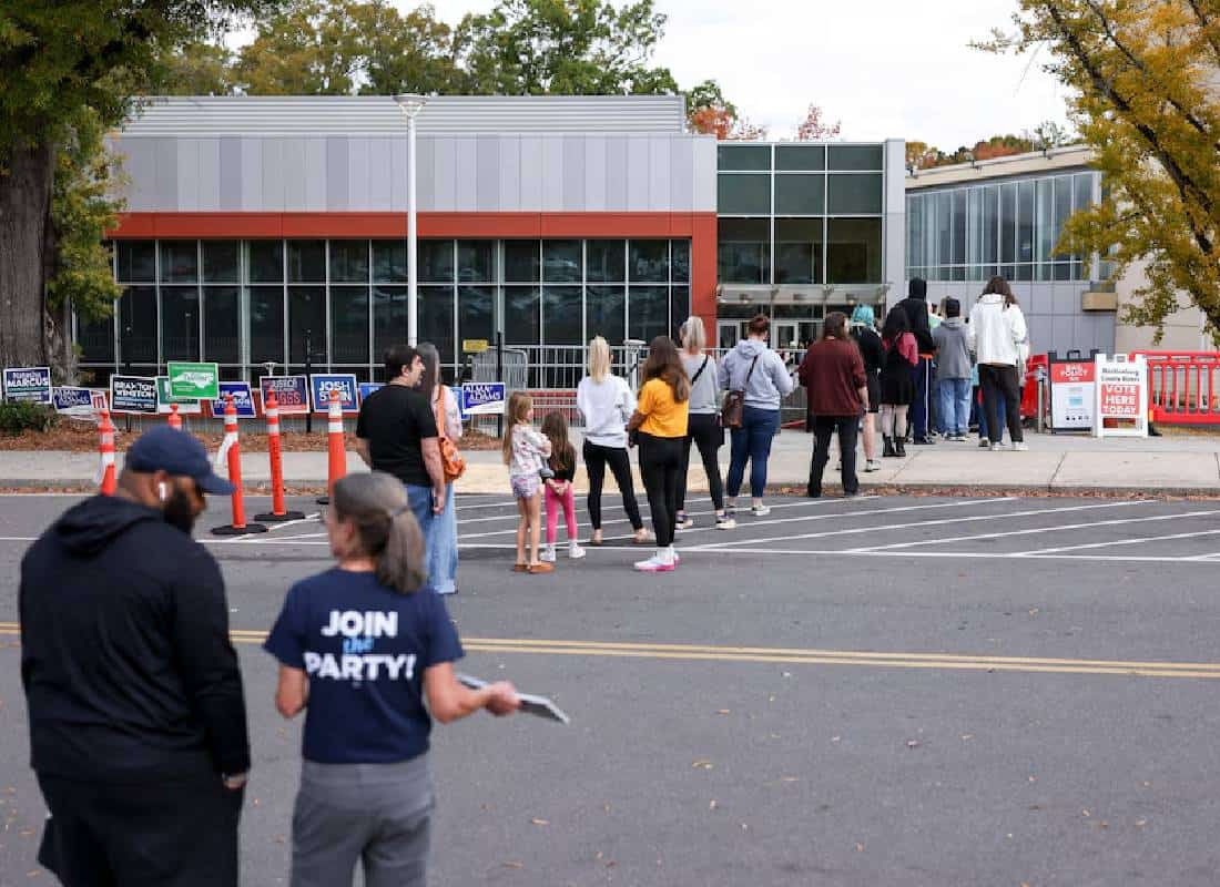 מהפכת ההצבעה: 70 מיליון אמריקאים כבר הצביעו לפני יום הבחירות