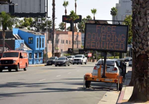 קליפורניה: שיא של 8,000 חולי קורונה חדשים ביום אחד כשמחוז לוס אנג'לס מוביל את המגמה - המושל מתכנן צעדים חדשים