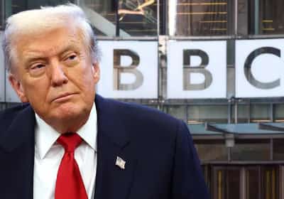 טראמפ יוצא לקרב חדש נגד התקשורת: תביעת ענק בסך 10 מיליארד דולר אחר עריכה גסה של נאומו